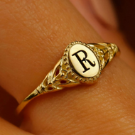 Personalized oval engraved ring in gold, custom name signet ring, gift for her