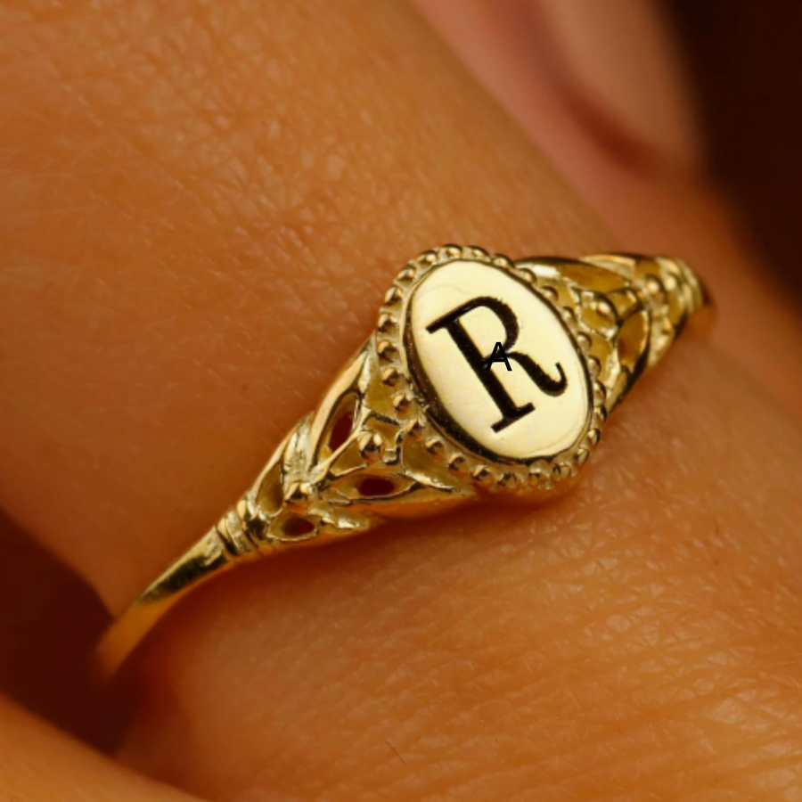 Personalized oval engraved ring in gold, custom name signet ring, gift for her